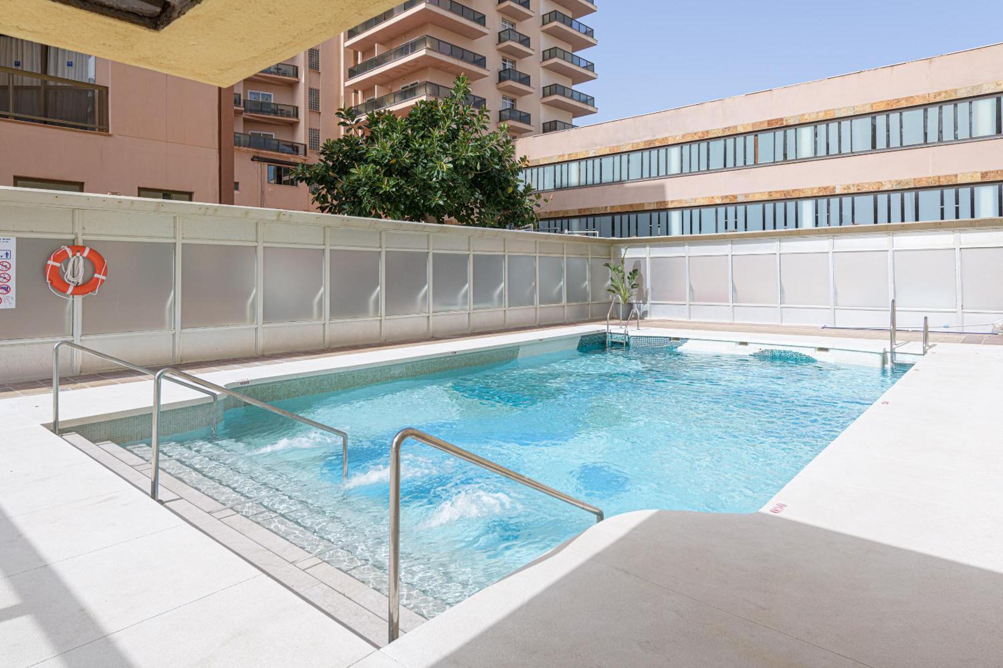 Amazing Carihuela View & Parking Lägenhet Torremolinos Exteriör bild
